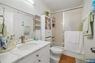2150 Center Ave 6E, Fort Lee, NJ 07024 - Photo 15