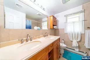 305 White Ave, Northvale, NJ 07647 - Photo 7