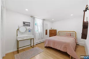 106 Hillcrest Ave, Woodland Park, NJ 07424 - Photo 11