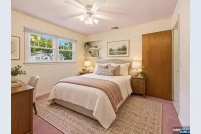10 Aldom Circle, Caldwell, NJ 07006 - Photo 9