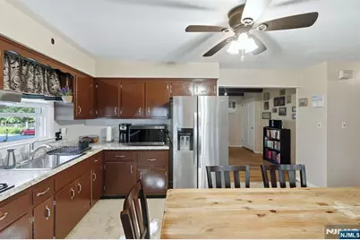 66 Ray Street, Elmwood Park, NJ 07407 - Photo 9
