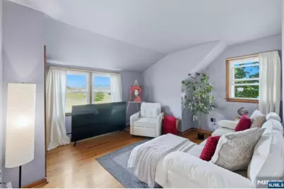 66 Ray Street, Elmwood Park, NJ 07407 - Photo 23