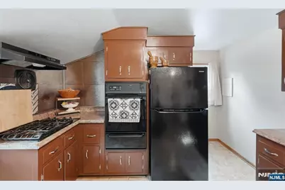 66 Ray Street, Elmwood Park, NJ 07407 - Photo 19