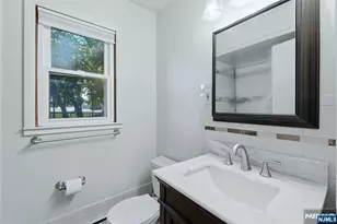66 Ray St, Elmwood Park, NJ 07407 - Photo 15