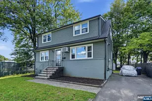 66 Ray St, Elmwood Park, NJ 07407 - Photo 37