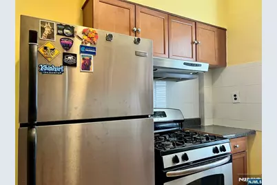 7812 Hudson Avenue C4 #C4, North Bergen, NJ 07093 - Photo 5