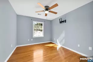23 West Street 2, Elmwood Park, NJ 07407 - Photo 15