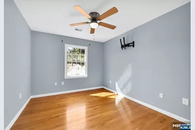 23 West Street 2 #2, Elmwood Park, NJ 07407 - Photo 15