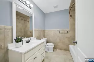 23 West Street 2, Elmwood Park, NJ 07407 - Photo 11