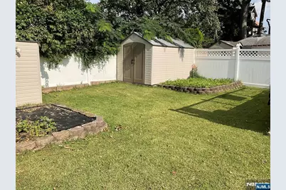 371 2nd Avenue, Lyndhurst Township, NJ 07071 - Photo 35