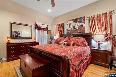371 2nd Avenue, Lyndhurst Township, NJ 07071 - Photo 19