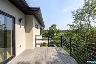 122 Edsall Ave, Palisades Park, NJ 07650 - Photo 25