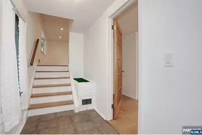253 Jeffer Street, Ridgewood, NJ 07450 - Photo 9