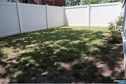 1032 Glen, Fort Lee, NJ 07047 - Photo 17