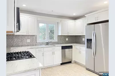 92 Rose Street, Wood Ridge, NJ 07075 - Photo 5