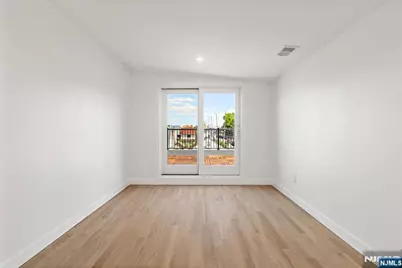 503 Saint Pauls Avenue, Cliffside Park, NJ 07010 - Photo 31