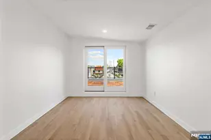 503 St Pauls Ave, Cliffside Park, NJ 07010 - Photo 31