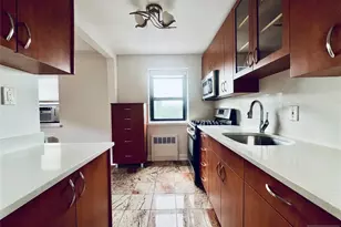 2333 Hudson Terrace D4, Fort Lee, NJ 07024 - Photo 5