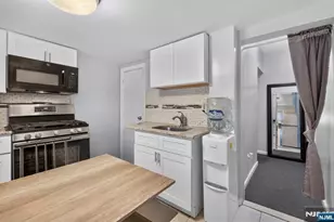 25 Hopper St, Haledon, NJ 07508 - Photo 11