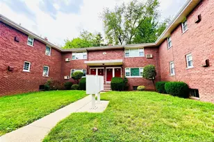 241 Passaic Street 11B, Rochelle Park Township, NJ 07662 - Photo 1