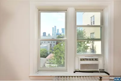 63 Sherman Place D5 #D5, Jersey City, NJ 07307 - Photo 11