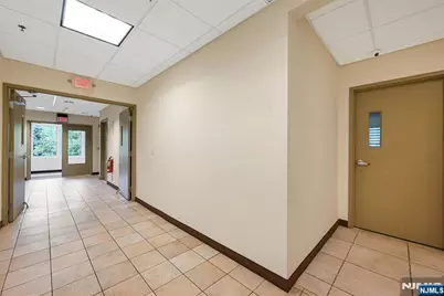 189 Homans Avenue 201 #201, Closter, NJ 07624 - Photo 11