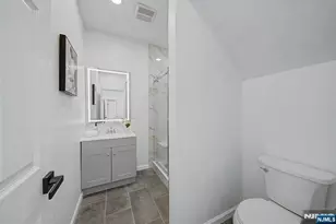 35 Wheeler St, Montclair, NJ 07042 - Photo 17