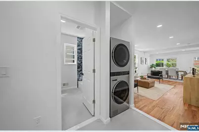 35 Wheeler Street, Montclair, NJ 07042 - Photo 5
