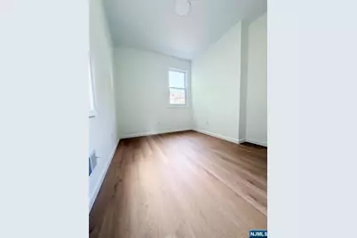 346-348 Woodside Avenue, Newark, NJ 07104 - Photo 13