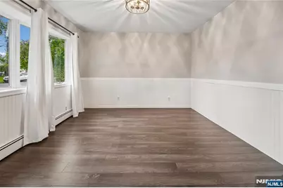 29 Henry Street, Elmwood Park, NJ 07407 - Photo 7