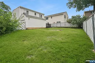 29 Henry St, Elmwood Park, NJ 07407 - Photo 17