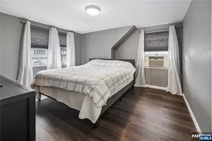 29 Henry St, Elmwood Park, NJ 07407 - Photo 9