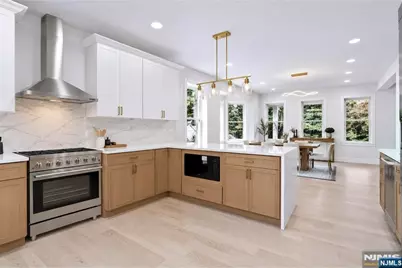 276 Werimus Road, Woodcliff Lake, NJ 07677 - Photo 13