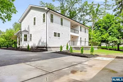 276 Werimus Road, Woodcliff Lake, NJ 07677 - Photo 37