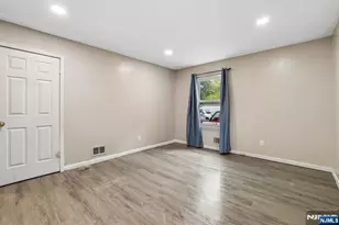 584 Thomas Blvd 5, East Orange, NJ 07017 - Photo 21