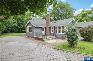 261 W Saddle River Rd, Upper Saddle River, NJ 07458 - Photo 5