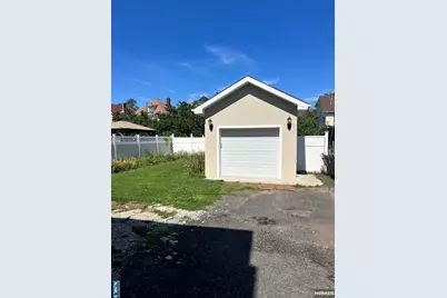 238 Stanley Place, Hackensack, NJ 07601 - Photo 3