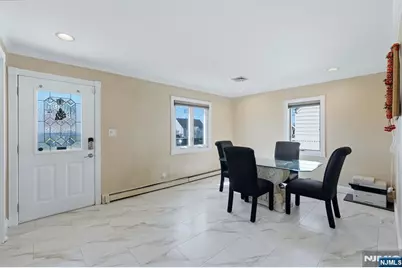 115 Tuella Avenue, Elmwood Park, NJ 07407 - Photo 7