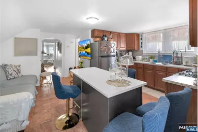 135 23rd Avenue, Paterson, NJ 07513 - Photo 9