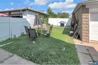 135 23rd Avenue, Paterson, NJ 07513 - Photo 41