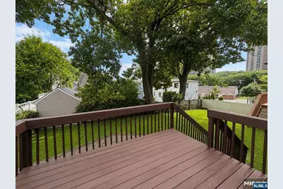 217 Slocum Way, Fort Lee, NJ 07024 - Photo 21