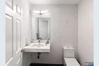 217 Slocum Way, Fort Lee, NJ 07024 - Photo 7