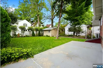 351 W Griggs Avenue, Teaneck Township, NJ 07666 - Photo 7