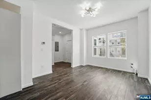 64 Chelsea, Newark, NJ 07208 - Photo 5