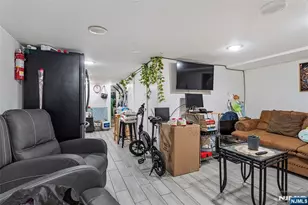 11 Tichenor, Irvington, NJ 07111 - Photo 17