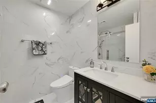 5 Yorkview Dr, Edgewater, NJ 07020 - Photo 19