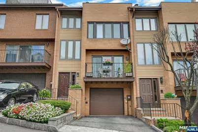 5 Yorkview Drive, Edgewater, NJ 07020 - Photo 1