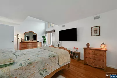 5 Yorkview Drive, Edgewater, NJ 07020 - Photo 27