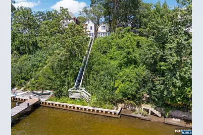 128 E Camp Meeting Walk, Island Heights, NJ 08732 - Photo 41