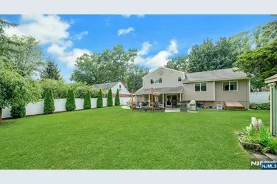 230 Kociemba Drive, River Vale Township, NJ 07675 - Photo 33